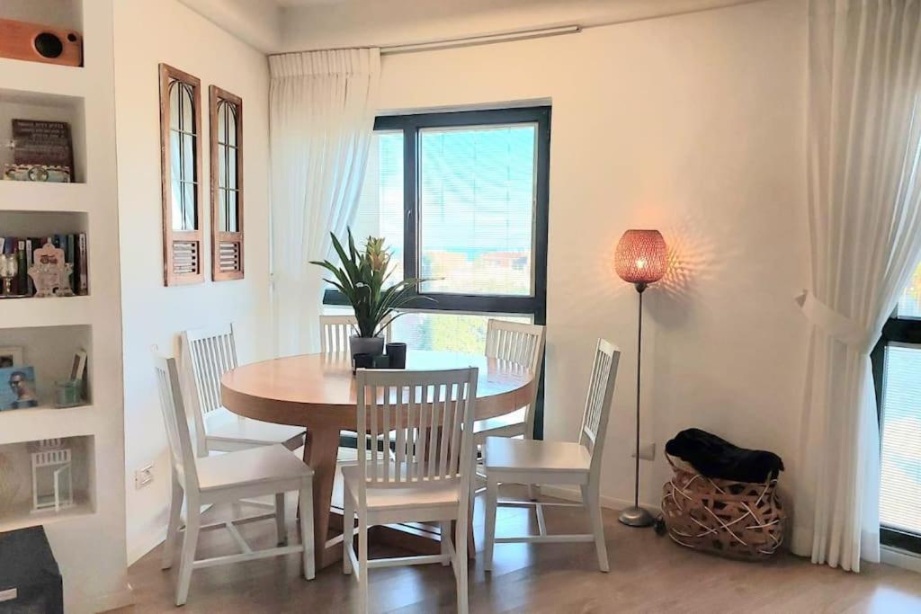 Seaside Court Retreat By Israpart تل أبيب المظهر الخارجي الصورة